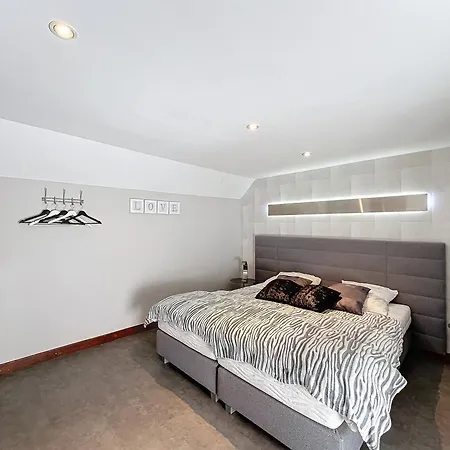 Prázdninový dům Le Relais Des Forges - 8 Personnes Avec Jacuzzi Sprimont